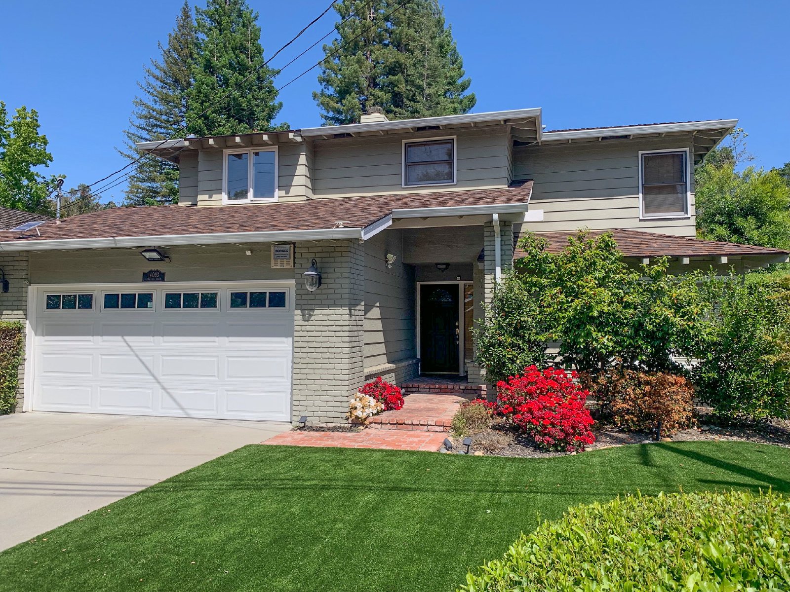 14093 Loma Rio Dr