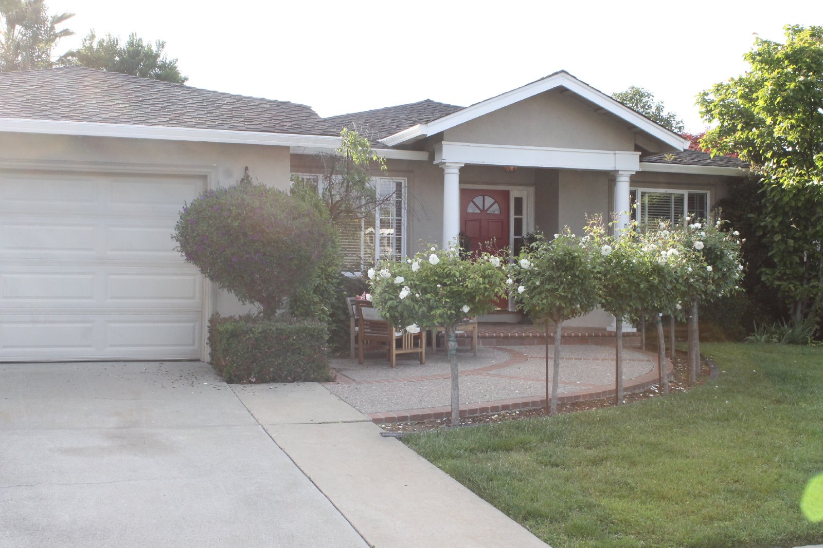 6033 Sanford Dr